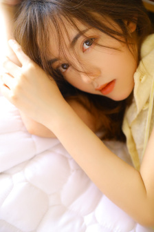 情窦初开的小姑娘